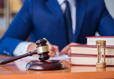 Servicii de drept civil